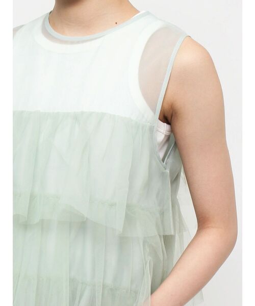 Ungrid(アングリッド)の「チュールシアーフリルブラウス(シャツ/ブラウス・レディース・オフホワイト/ブラック/グリーン・FREE)」の21枚目の写真