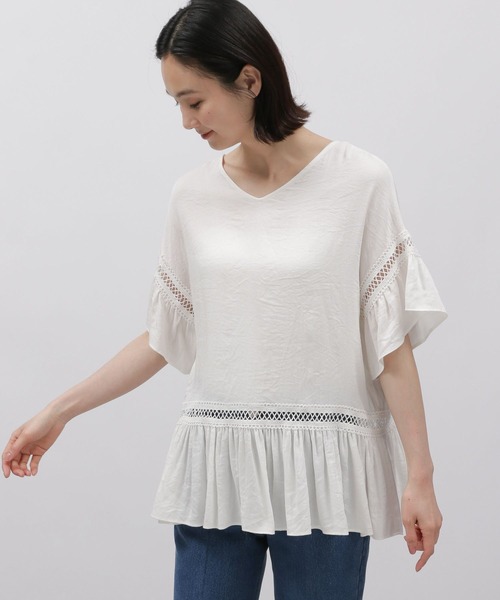 LAKOLE(ラコレ)の「ハシゴレースチュニック / 115147(チュニック・レディース・オフホワイト/ブラック/サックスブルー・SMALL/MEDIUM)」の10枚目の写真