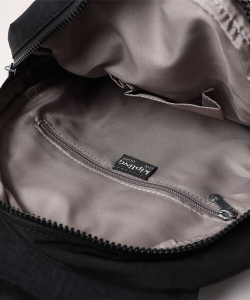 kipling(キプリング)の「【kipling】キプリング Basic CITY PACK S バックパック(バックパック/リュック・レディース・ネイビー系/ベージュ系その他/ネイビー/ブラック/ベージュ系その他2・FREE)」の11枚目の写真