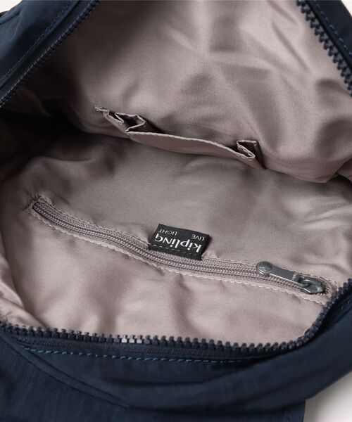 kipling(キプリング)の「【kipling】キプリング Basic CITY PACK S バックパック(バックパック/リュック・レディース・ネイビー系/ベージュ系その他/ネイビー/ブラック/ベージュ系その他2・FREE)」の12枚目の写真