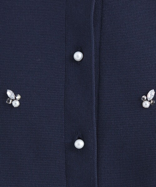 green label relaxing（グリーンレーベルリラクシング）の「ドットビジュー ニット カーディガン -ウォッシャブル-（カーディガン/ボレロ・レディース・ホワイト/ネイビー/ケリー/ダークグレー・FREE）」の5枚目の写真