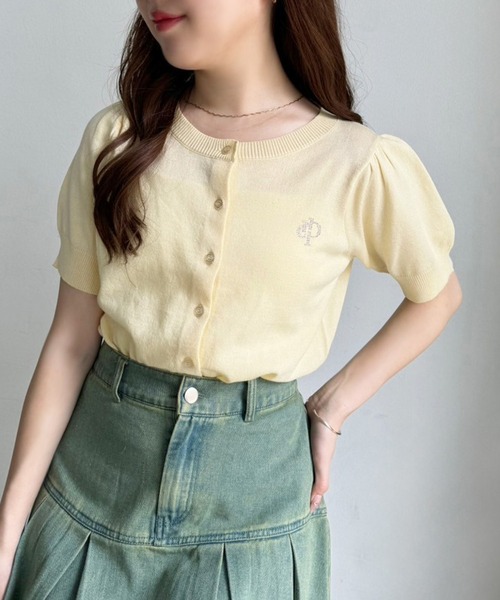 one after another NICE CLAUP（ワンアフターアナザーナイスクラップ）の「ワンポイントロゴ/サマーニットカーディガン（カーディガン/ボレロ・レディース・イエロー/チャコールグレー/オフホワイト/サックスブルー/ホワイト×ブラック/ピンク・FREE）」の6枚目の写真