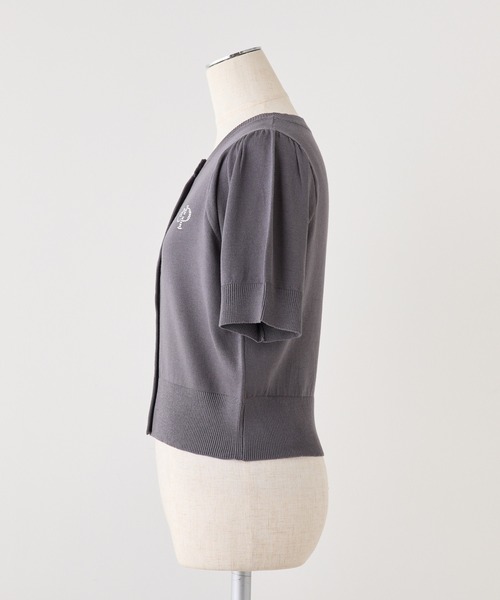 one after another NICE CLAUP（ワンアフターアナザーナイスクラップ）の「ワンポイントロゴ/サマーニットカーディガン（カーディガン/ボレロ・レディース・イエロー/チャコールグレー/オフホワイト/サックスブルー/ホワイト×ブラック/ピンク・FREE）」の14枚目の写真