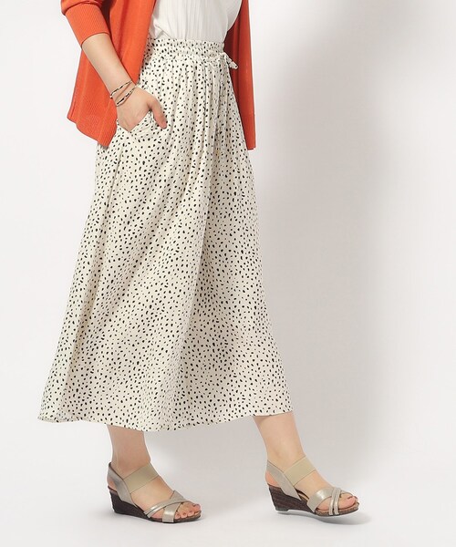 DRESKIP（ドレスキップ）の「◆【無理せずキレイ】ロングシーズン活躍 サテンフレア ワイドスカーチョ（その他パンツ・レディース・ブラック系5/グリーン/ライトグレー/チャコールグレー/ホワイト系8・03/02/04）」の10枚目の写真