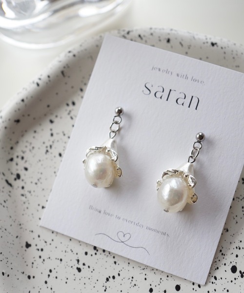 CERCA(チェルカ)の「saran jewelry/花パール ピアス(ピアス(両耳用)・レディース・ゴールド/シルバー・FREE)」の1枚目の写真