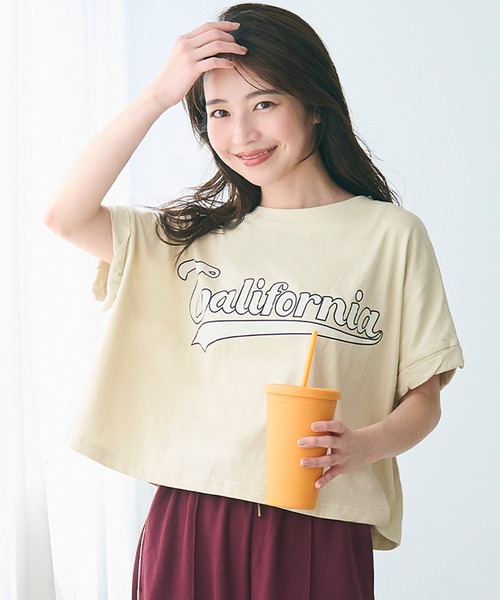 coca(coca)(コカ)の「袖ロールアップロゴTシャツ(Tシャツ/カットソー・レディース・グレー/ホワイト/カーキ/ライトベージュ/その他1/ベージュ/ブラウン/ライトグレー/ネイビー/ライトピンク/チャコール/ワイン/ピンク/ブラック/ダークブルー・L/M/S)」の7枚目の写真