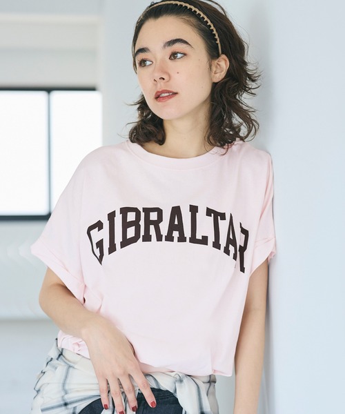 coca(coca)(コカ)の「袖ロールアップロゴTシャツ(Tシャツ/カットソー・レディース・グレー/ホワイト/カーキ/ライトベージュ/その他1/ベージュ/ブラウン/ライトグレー/ネイビー/ライトピンク/チャコール/ワイン/ピンク/ブラック/ダークブルー・L/M/S)」の13枚目の写真
