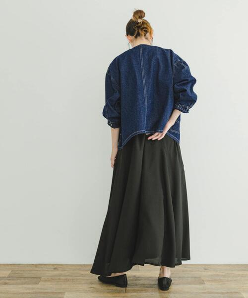 ITEMS URBANRESEARCH（アイテムズ アーバンリサーチ）の「デニムノーカラージャケット（デニムジャケット・レディース・ブラック/インディゴブルー・FREE）」の19枚目の写真