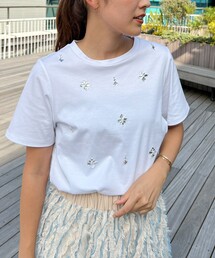 ビジューTシャツ