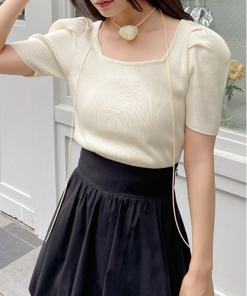 INGNI（イング）の「コサージュチョーカー付／スクエアネックパフスリーブニット（ニット/セーター・レディース・ブルー/アイボリー/ブラック・M）」の10枚目の写真