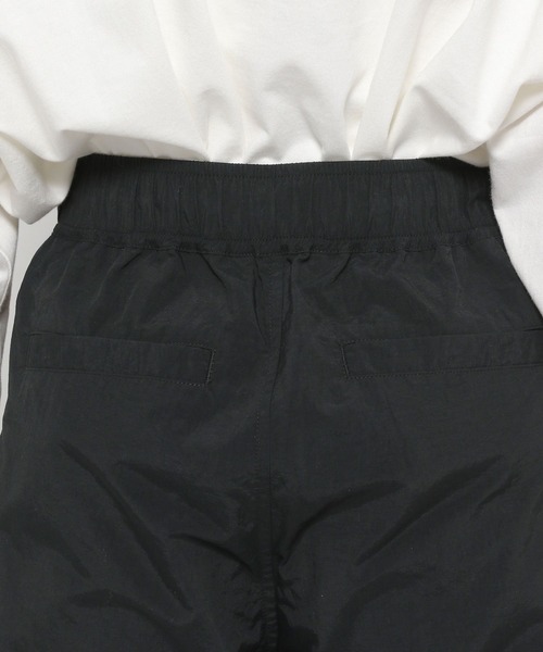 LOWRYS FARM（ローリーズファーム）の「シャーリングカーゴＰ 115248（カーゴパンツ・レディース・グレー/ブラック/アイボリー・FREE）」の11枚目の写真