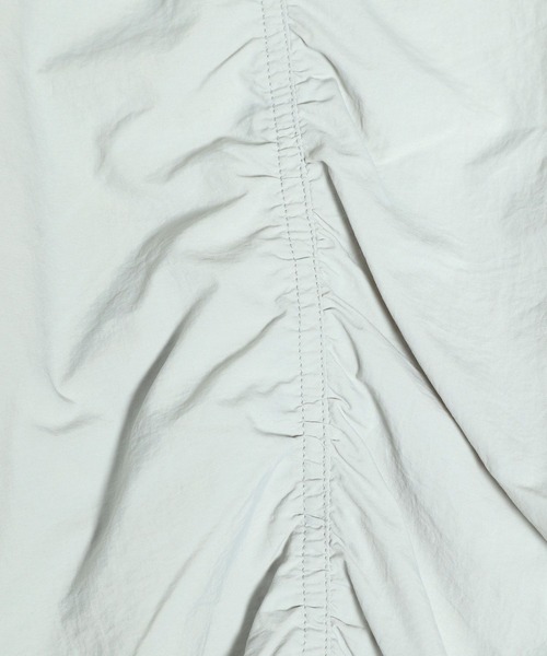 LOWRYS FARM（ローリーズファーム）の「シャーリングカーゴＰ 115248（カーゴパンツ・レディース・グレー/ブラック/アイボリー・FREE）」の15枚目の写真