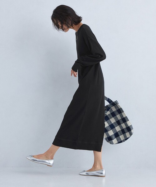 green label relaxing(グリーンレーベルリラクシング)の「BIGサーマル セミドルマンスリーブ ワンピース(ワンピース・レディース・ナチュラル/ブラック/レッド・FREE)」の5枚目の写真