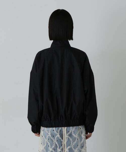 N.(N. Natural Beauty Basic)(エヌエヌナチュラルビューティーベーシック)の「◆ライトナイロンブルゾン(ブルゾン・レディース・ベージュ/ブラック・MEDIUM)」の10枚目の写真