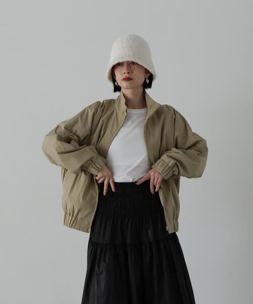 N.(N. Natural Beauty Basic)(エヌエヌナチュラルビューティーベーシック)の「◆ライトナイロンブルゾン(ブルゾン・レディース・ベージュ/ブラック・MEDIUM)」の18枚目の写真