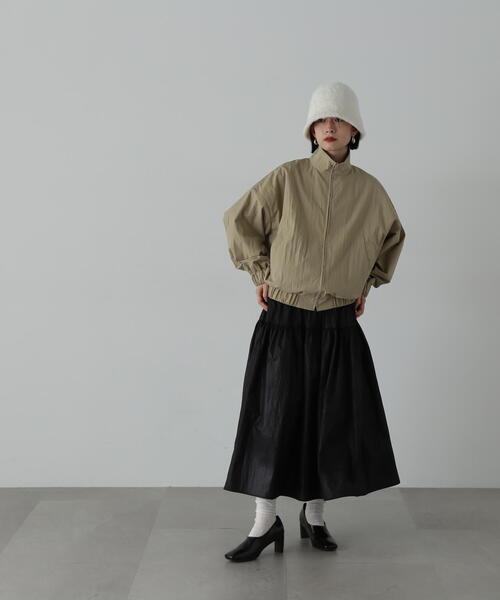 N.(N. Natural Beauty Basic)(エヌエヌナチュラルビューティーベーシック)の「◆ライトナイロンブルゾン(ブルゾン・レディース・ベージュ/ブラック・MEDIUM)」の21枚目の写真