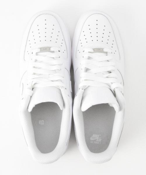 NIKE(ナイキ)の「NIKE / AIRFORCE 1(スニーカー・メンズ・ホワイト・26.0cm/27.0cm/26.5cm/28.0cm/28.5cm/27.5cm)」の6枚目の写真