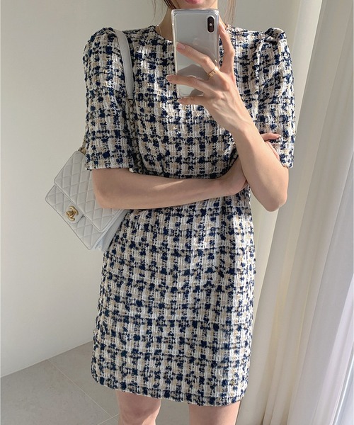 IRADOWL(アイラドール)の「チェック柄ハーフリーブミニワンピース(ワンピース・レディース・ブラック/ベージュ・SMALL/MEDIUM)」の5枚目の写真