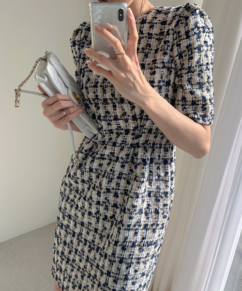 IRADOWL(アイラドール)の「チェック柄ハーフリーブミニワンピース(ワンピース・レディース・ブラック/ベージュ・SMALL/MEDIUM)」の6枚目の写真