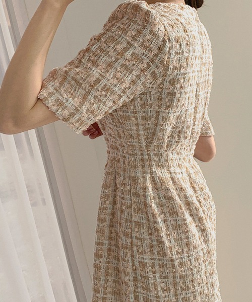 IRADOWL(アイラドール)の「チェック柄ハーフリーブミニワンピース(ワンピース・レディース・ブラック/ベージュ・SMALL/MEDIUM)」の9枚目の写真