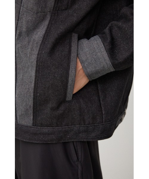 AZUL by moussy（アズールバイマウジー）の「パネルスウィッチングGジャン（デニムジャケット・メンズ・ブラック/ブルー・FREE）」の13枚目の写真