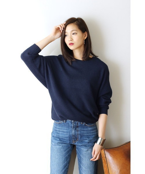AZUL by moussy（アズールバイマウジー）の「ウォッシャブルソフトタッチ片畦ドルマンニットPO（ニット/セーター・レディース・ホワイト系その他/レディッシュグレー/ベージュ系その他/トップグレー/オフホワイト/ブラック/ボルドー/ネイビー/カーキ・SMALL/LARGE/MEDIUM）」の9枚目の写真