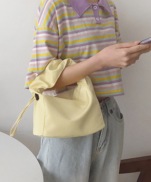 Dita Muaj.(ディータムアージュ)の「くしゅくしゅミニバック(ハンドバッグ・レディース・ブラック/アイボリー・FREE)」の3枚目の写真