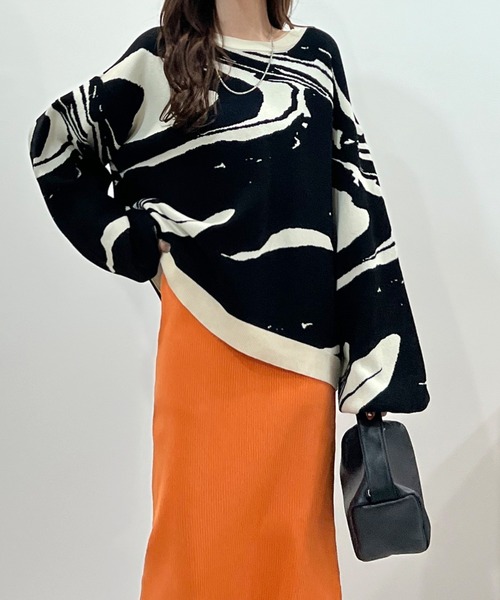 Futier land(フューティアランド)の「モチモチマーブル柄ニットプルオーバー(ニット/セーター・レディース・アイボリー/ブラック/アイボリー系2/ブラック系2・FREE)」の3枚目の写真