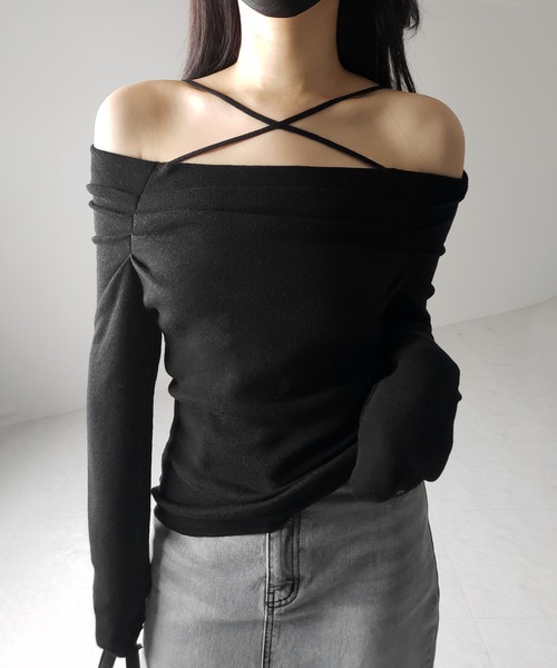 me+em select（ミームセレクト）の「【 ３WAY 】クロスストラップオフショルニットトップス ／ cross strap off-shoulder knit tops（ニット/セーター・レディース・グレー/ブラック/ホワイト・FREE）」の8枚目の写真
