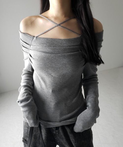 me+em select（ミームセレクト）の「【 ３WAY 】クロスストラップオフショルニットトップス ／ cross strap off-shoulder knit tops（ニット/セーター・レディース・グレー/ブラック/ホワイト・FREE）」の16枚目の写真