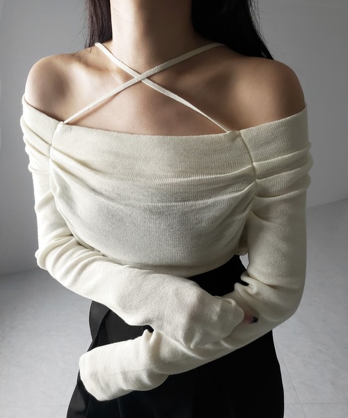me+em select（ミームセレクト）の「【 ３WAY 】クロスストラップオフショルニットトップス ／ cross strap off-shoulder knit tops（ニット/セーター・レディース・グレー/ブラック/ホワイト・FREE）」の11枚目の写真