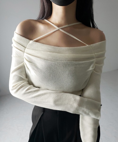 me+em select（ミームセレクト）の「【 ３WAY 】クロスストラップオフショルニットトップス ／ cross strap off-shoulder knit tops（ニット/セーター・レディース・グレー/ブラック/ホワイト・FREE）」の10枚目の写真
