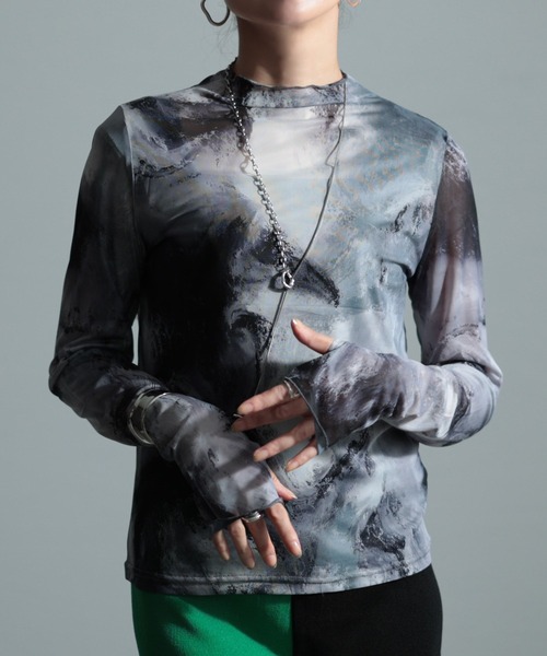 Sawa a la mode（サワアラモード）の「マーブル柄ハイネックチュールトップス（Tシャツ/カットソー・レディース・ブラック/ピンク/ベージュ・FREE）」の2枚目の写真