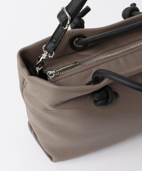 Jines(ジネス)の「ソフトボディ 2WAYショルダーBAG【BEAURE】(トートバッグ・レディース・アッシュブラウン/ブルー・フリー)」の13枚目の写真