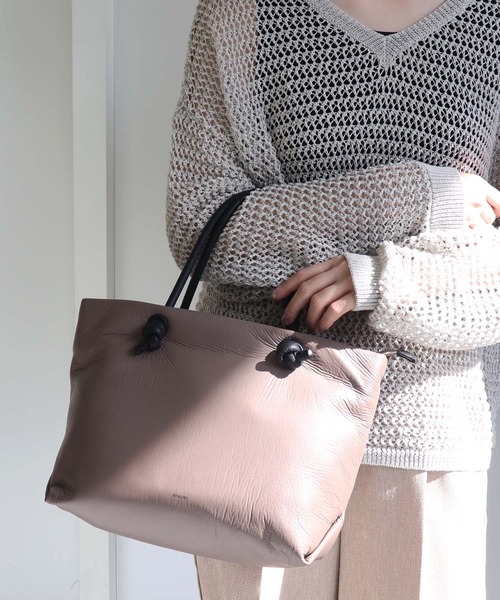 Jines(ジネス)の「ソフトボディ 2WAYショルダーBAG【BEAURE】(トートバッグ・レディース・アッシュブラウン/ブルー・フリー)」の3枚目の写真