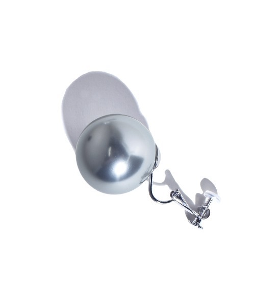 IRIS47(イリスフォーセブン)の「【IRIS 47】bubble pearl earring/バブル パール イヤリング(イヤリング・レディース・ホワイト/アイボリー/ネイビー/グレー・FREE)」の19枚目の写真