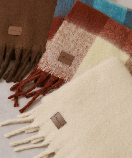 Kastane(カスタネ)の「【お気に入り登録1万人/好評価レビュー】フリンジマフラー(マフラー・レディース・ブラウン系その他/ベージュ/アイボリー/ブルー/ブラウン・FREE)」の15枚目の写真