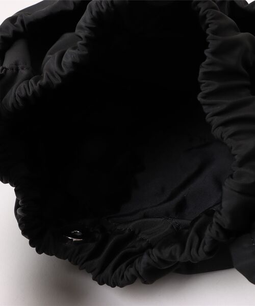 OUTDOOR PRODUCTS（アウトドアプロダクツ）の「OUTDOOR PRODUCTS/アウトドアプロダクツ　絞りハンドバッグ（ハンドバッグ・レディース・ブラック/カーキ/パープル・ONE SIZE）」の6枚目の写真