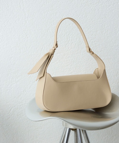 ROPE' PICNIC(ロペピクニック)の「リボンディテールワンハンドルバッグ(ハンドバッグ・レディース・ブラック/ベージュ・FREE)」の15枚目の写真