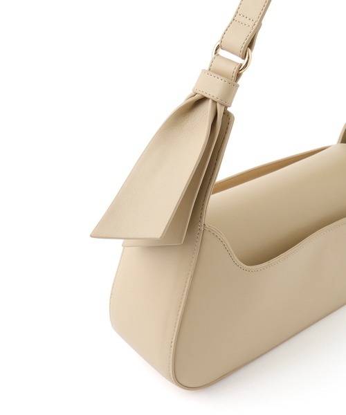 ROPE' PICNIC(ロペピクニック)の「リボンディテールワンハンドルバッグ(ハンドバッグ・レディース・ブラック/ベージュ・FREE)」の11枚目の写真