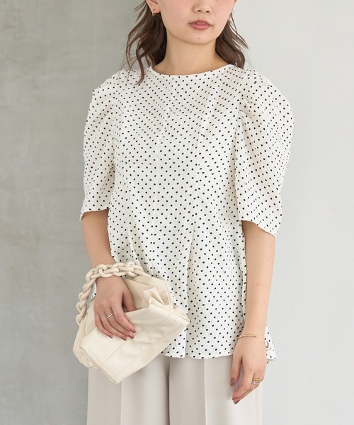 LAVEANGE（ラビアンジェ）の「【洗える】ドットウエストタックブラウス（シャツ/ブラウス・レディース・オフホワイト/ブラック・M/LL/3L/4L/5L）」の4枚目の写真