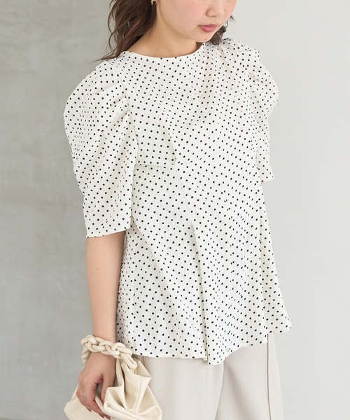LAVEANGE（ラビアンジェ）の「【洗える】ドットウエストタックブラウス（シャツ/ブラウス・レディース・オフホワイト/ブラック・M/LL/3L/4L/5L）」の5枚目の写真