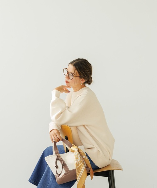 BAYFLOW（ベイフロー）の「[高見えが叶うレザー仕様]レザーライクミニトート（トートバッグ・レディース・ブラウン/ネイビー・FREE）」の4枚目の写真