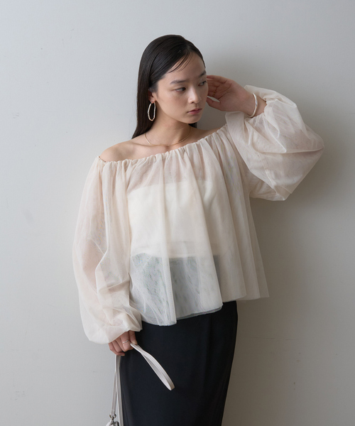 EMMA　ROUGE VIF 3wayオフショルチュールブラウス EMMA ROUGE VIF（エマルージュヴィフ）の「【一部店舗限定】3way