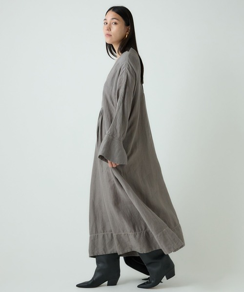 Chaos（カオス）の「Chaos(カオス)/アルパカリネンカフカワンピース（ワンピース・レディース・ブラック/オフホワイト/ブラウン系その他/ブルー系その他2/ブルー系その他3/ブルー系/グレー/セージグリーン/ベージュ系その他・FREE）」の22枚目の写真