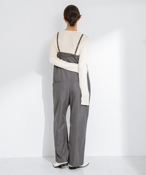 URBAN RESEARCH Sonny Label(アーバンリサーチサニーレーベル)の「レース柄編みクルーネックニット(ニット/セーター・レディース・イエロー/チャコールグレー/オフホワイト・FREE)」の4枚目の写真