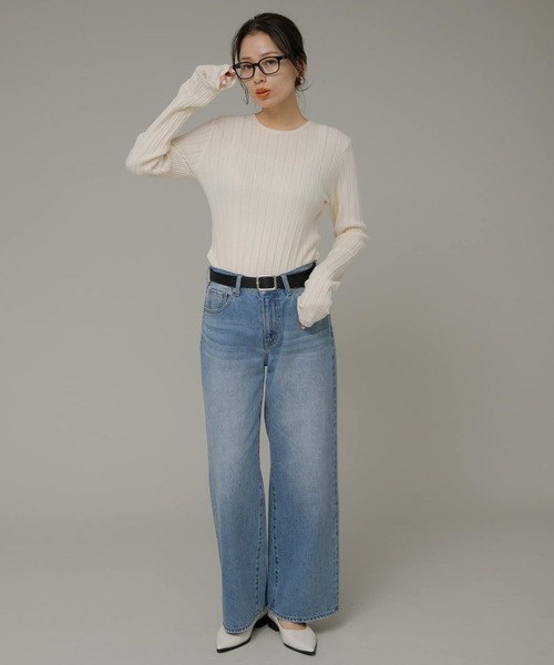 URBAN RESEARCH Sonny Label(アーバンリサーチサニーレーベル)の「レース柄編みクルーネックニット(ニット/セーター・レディース・イエロー/チャコールグレー/オフホワイト・FREE)」の11枚目の写真
