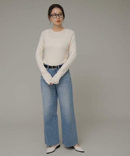 URBAN RESEARCH Sonny Label(アーバンリサーチサニーレーベル)の「レース柄編みクルーネックニット(ニット/セーター・レディース・イエロー/チャコールグレー/オフホワイト・FREE)」の12枚目の写真