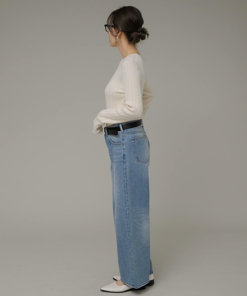 URBAN RESEARCH Sonny Label(アーバンリサーチサニーレーベル)の「レース柄編みクルーネックニット(ニット/セーター・レディース・イエロー/チャコールグレー/オフホワイト・FREE)」の13枚目の写真