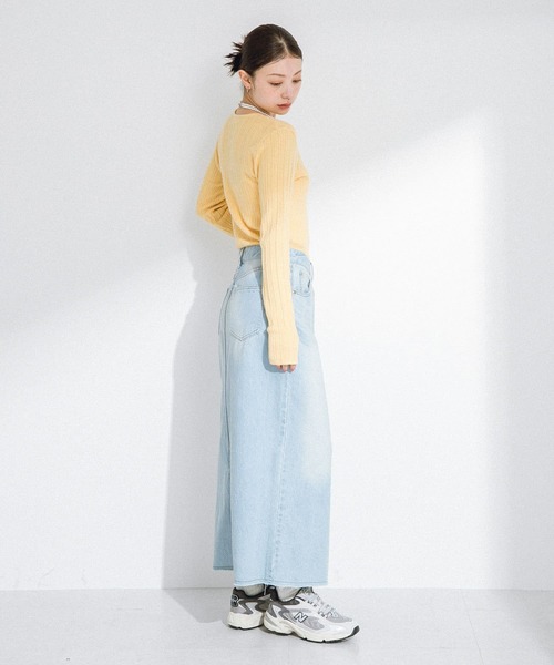 URBAN RESEARCH Sonny Label(アーバンリサーチサニーレーベル)の「レース柄編みクルーネックニット(ニット/セーター・レディース・イエロー/チャコールグレー/オフホワイト・FREE)」の22枚目の写真